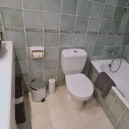 Ferienhaus Vikla House Tsadha