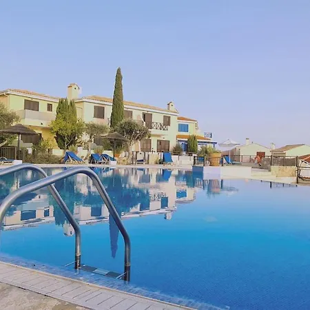 Holiday home Vikla House *