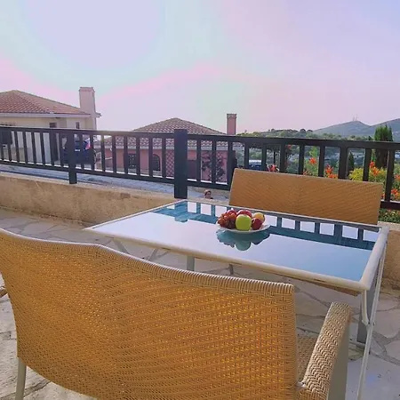 Holiday home Vikla House